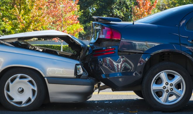 Unfalldatenspeicher und Fahrerüberwachungssysteme in Fahrzeugen